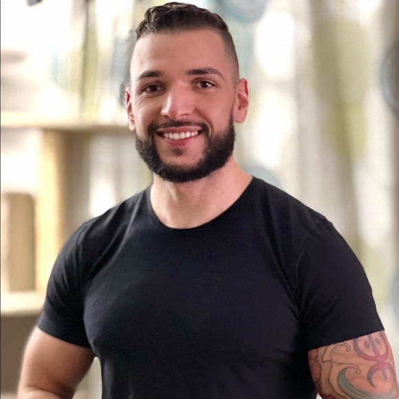 Meet your Posher, Jeremy - Picture 1 of 1